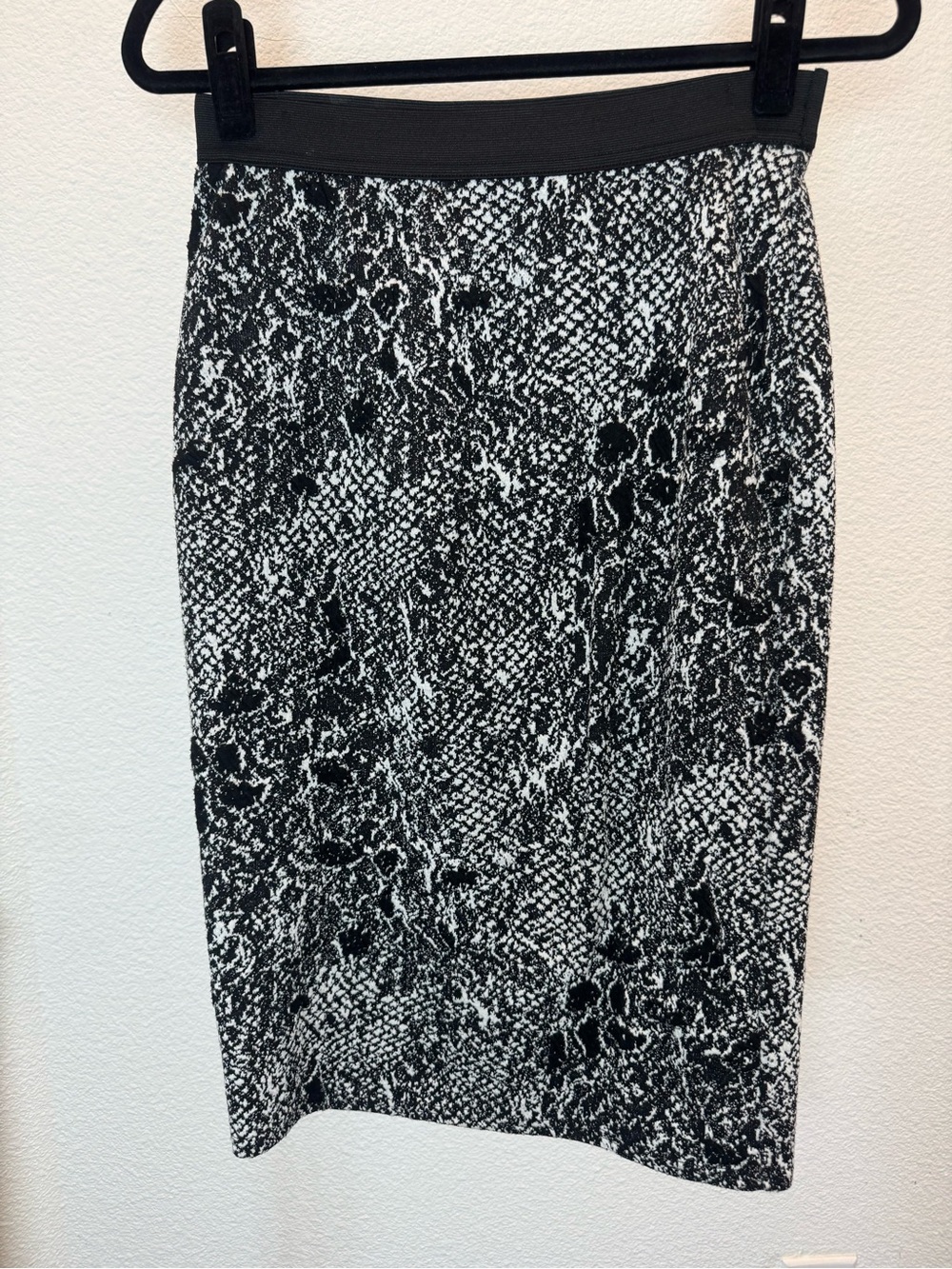 RD Style Black & White Snakeskin Print Knit Pencil Midi Skirt Size M